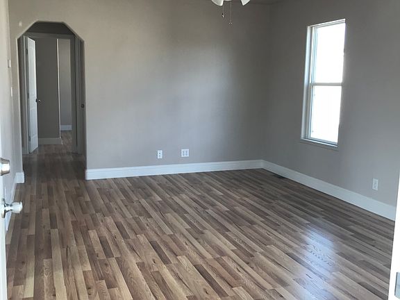 2nd image of 371 W Fremont St