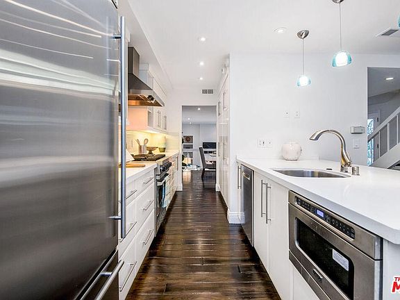 2nd image of 4625 Park Mirasol
