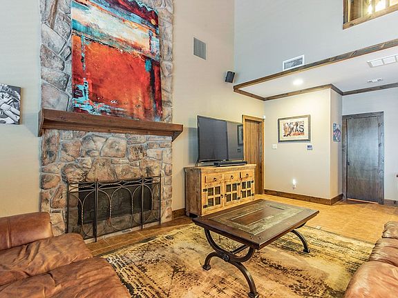 4th image of 6207 La Vista Ct