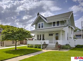 2713 Mary St, Omaha, NE 68112