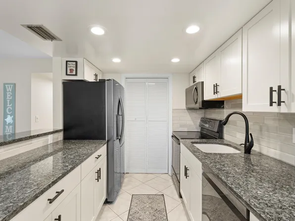 934 NW Spruce Ridge Drive #2, Stuart, FL 34994