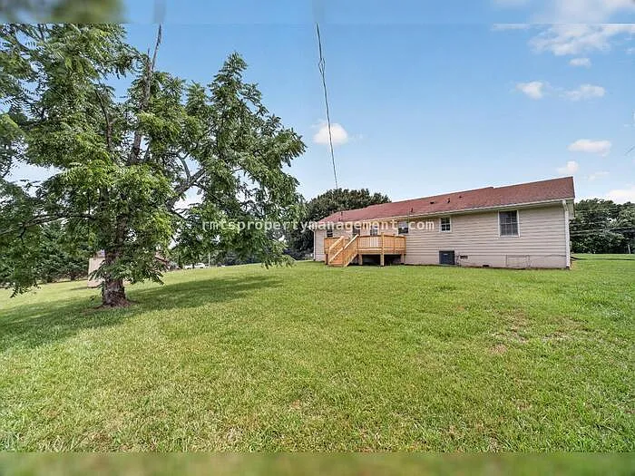 2591 Doc Hughes Rd — Photo 38