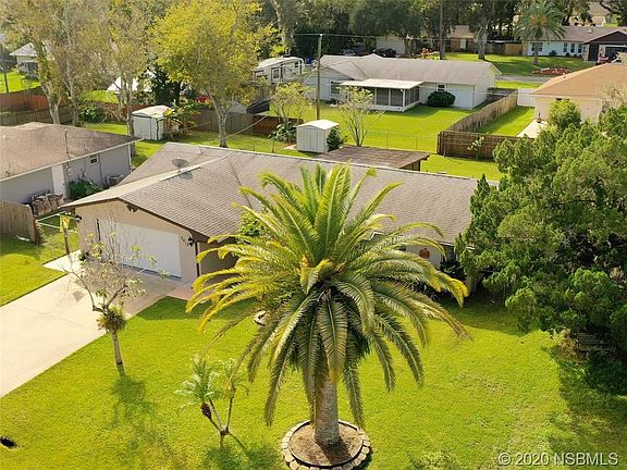 5th image of 2612 Woodland Dr