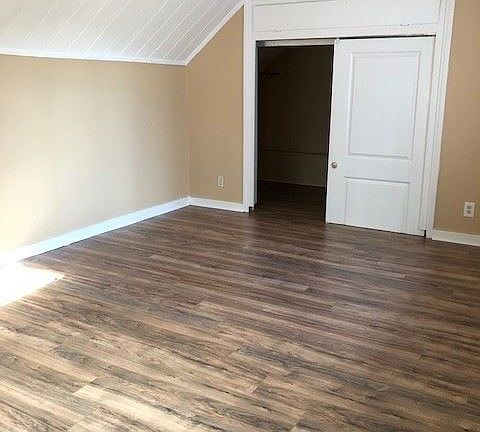 4th image of 16762 Verde St #2