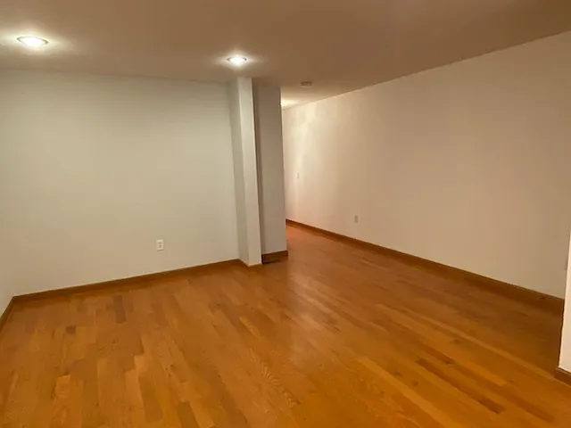 2121 Carpenter St #1 — Photo 5