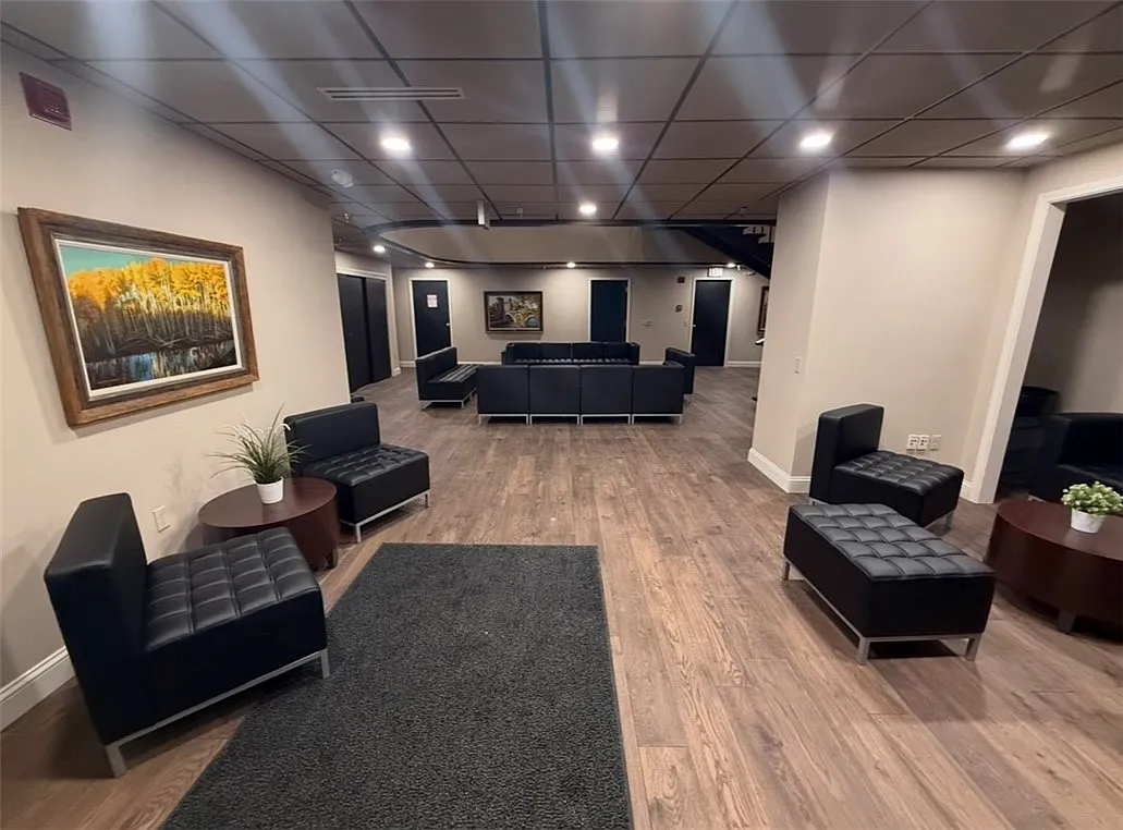 Studio, 144 sqft, $700 — Photo 3