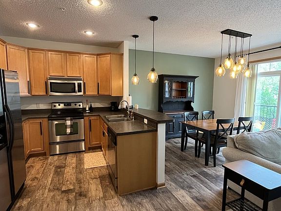 Open Concept Main Floor