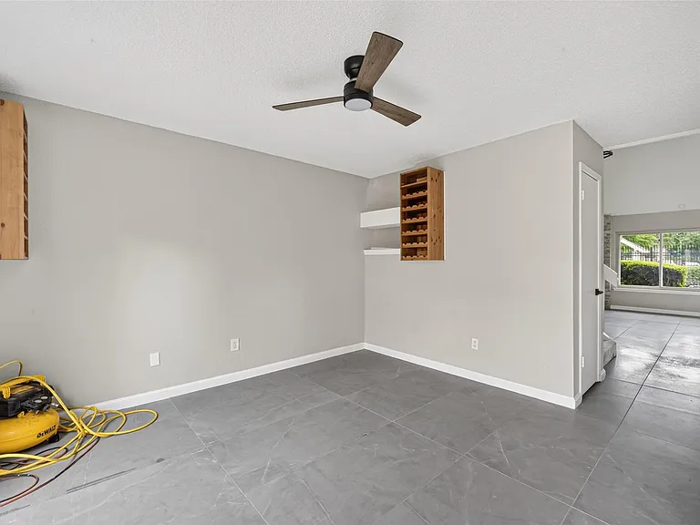 2340 Woodland Park Dr #113 — Photo 16