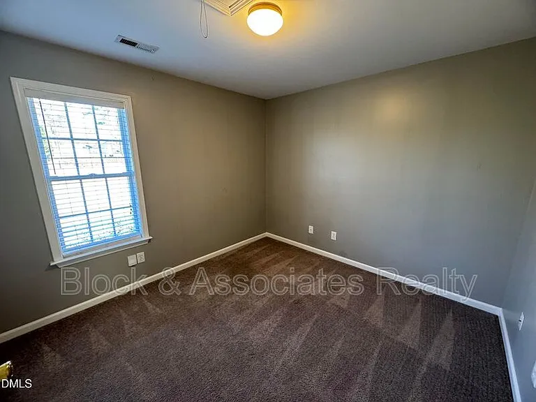 3228 Forest Mill Cir — Photo 14