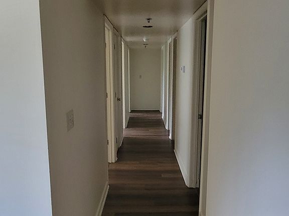 4th image of 303 White St APT 301