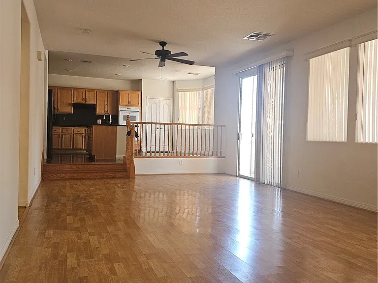 8075 Lapis Harbor Ave — Photo 4