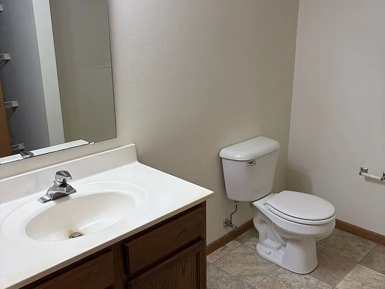 W1087 Lewis Ln — Photo 9
