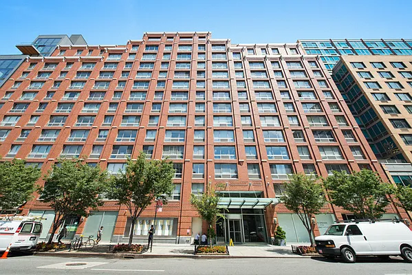 Rented by Keller Williams NYC | media 19