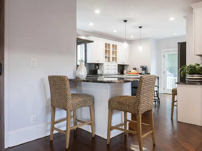 8310 Ventnor Ave — Photo 13