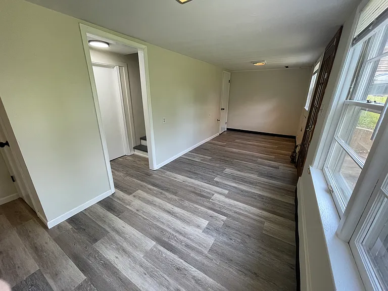 2207 Clark Ln — Photo 18