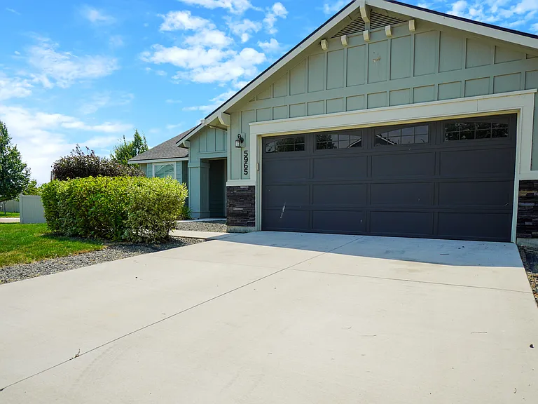 5965 S Nordean Ave — Photo 4