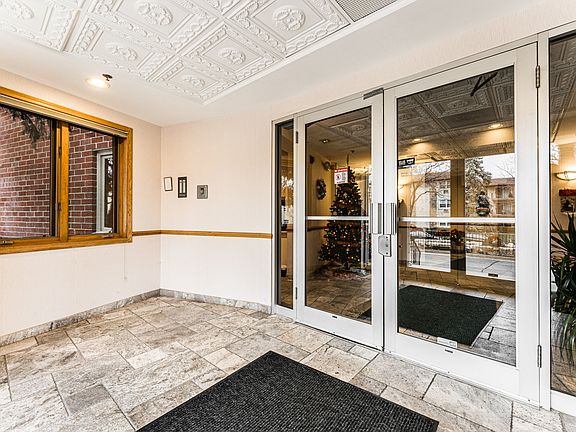 2nd image of 8580 W Foster Ave Unit 601