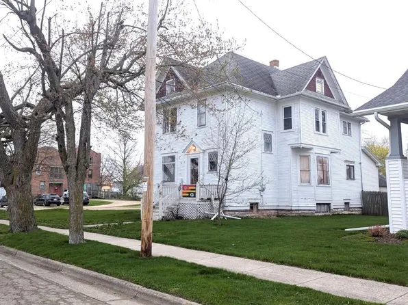 37 N 6TH STREET, Hilbert, WI 54129