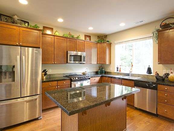 3rd image of 7403 14th Pl SE