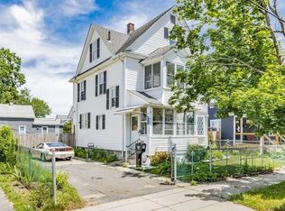 53 Parkside St, Springfield, MA 01104