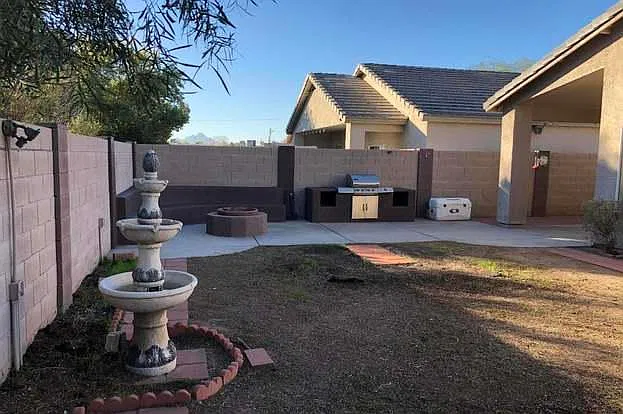 3 bed, 1474 sqft, $2,250 — Photo 1