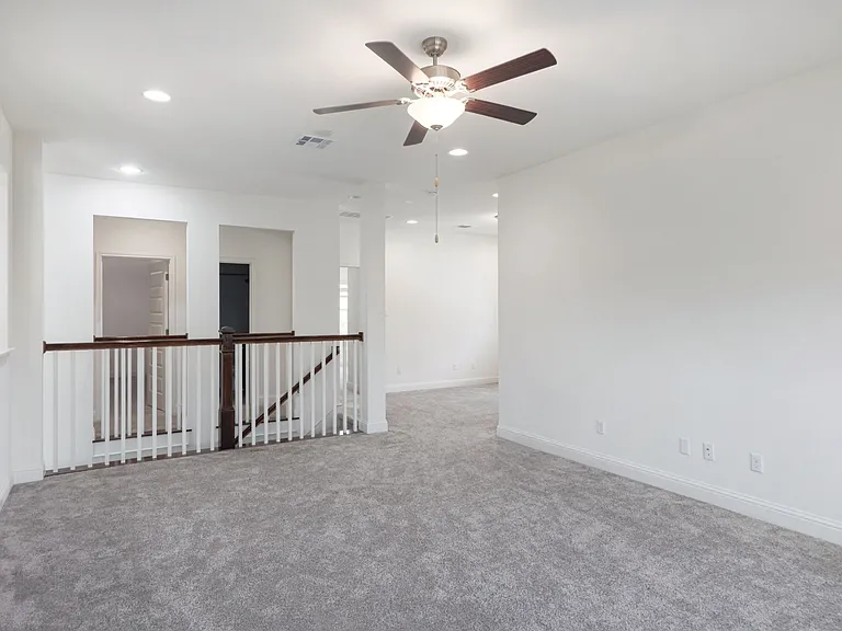 4413 Edgewater Dr — Photo 27