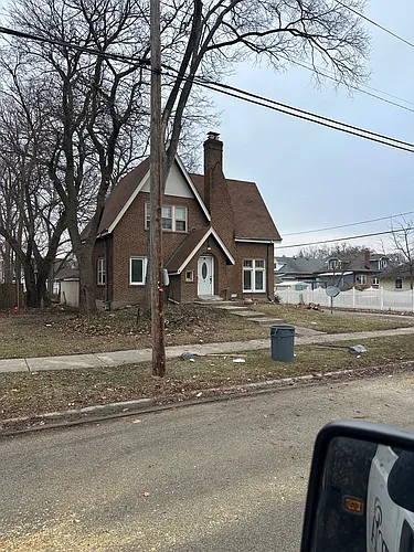 317 W Wood St Photo 1