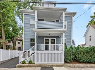 67 Beach St #67, Malden, MA 02148