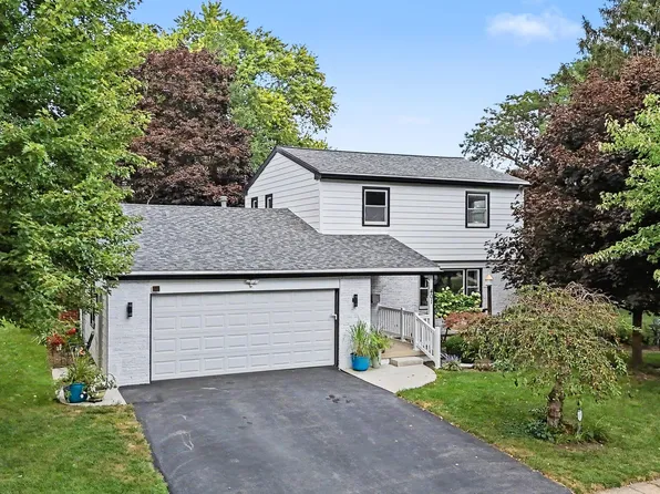 401 Orchard View Dr, Maumee, OH 43537