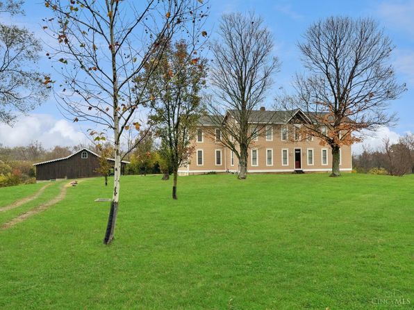 2280 Harris Rd, Hamilton, OH 45013