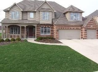 13445 S Skyline Dr, Plainfield, IL 60585