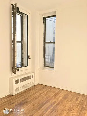 Sold by Kian Realty | media 6