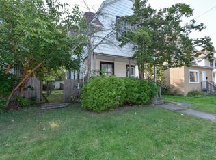 824 Hickory St, Waukegan, IL