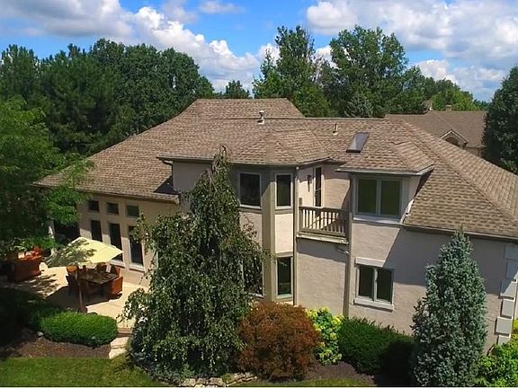 5th image of 8449 Greenside Dr