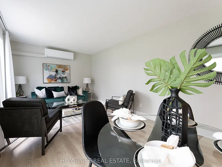 240 Ormond Dr #D8 — Photo 2