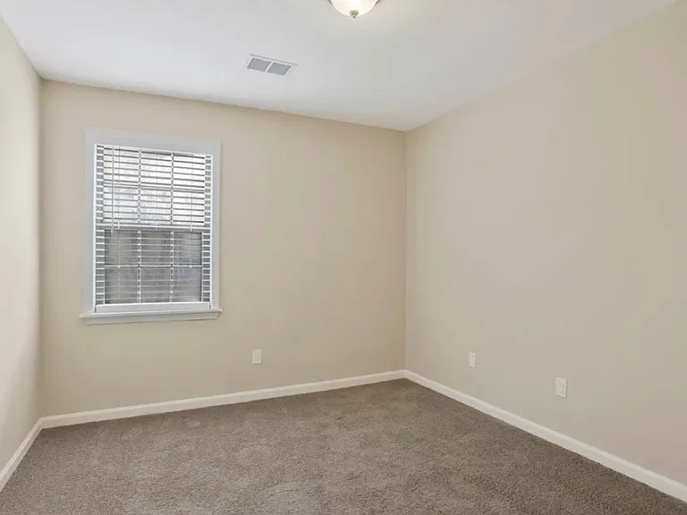 5603 Pennybrook Ct #J4 — Photo 4