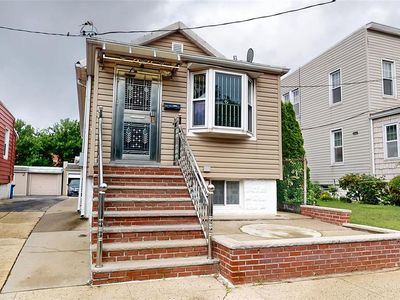 24-22 80th St, East Elmhurst, NY, 11370