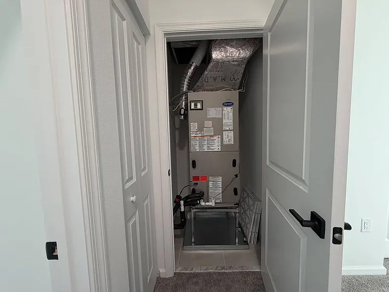4402 Longwood — Photo 21