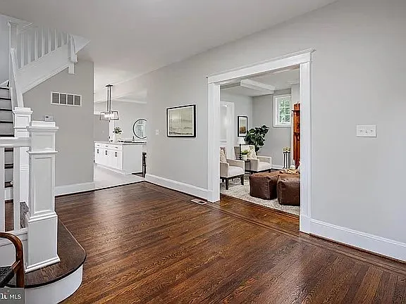 5603 Merville Ave — Photo 32
