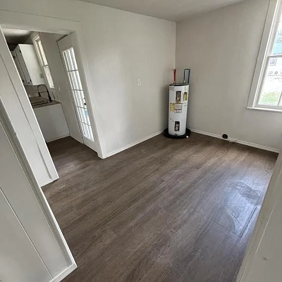 702 Washington St #9 — Photo 4