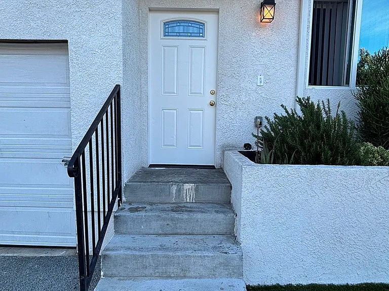 3910 Halldale Ave — Photo 2