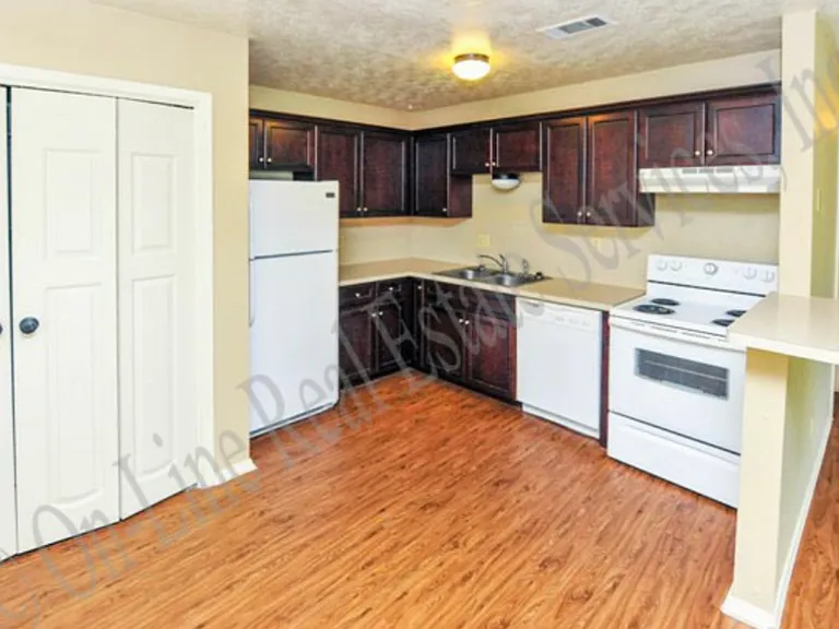 620 San Pedro Dr #A — Photo 3