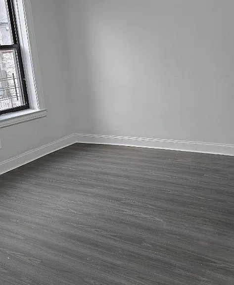 212 E 52nd St #1R — Photo 5
