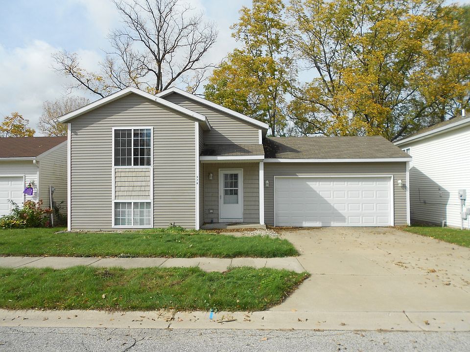 1st image of 978 Sagewood Ct