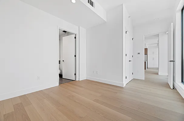 Rented by West 124th Manager LLC | media 51