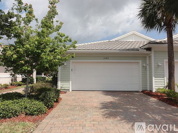2nd image of 1463 SE Tidewater Pl