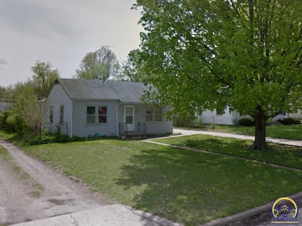 1033 SE 33rd Ter, Topeka, KS 66605
