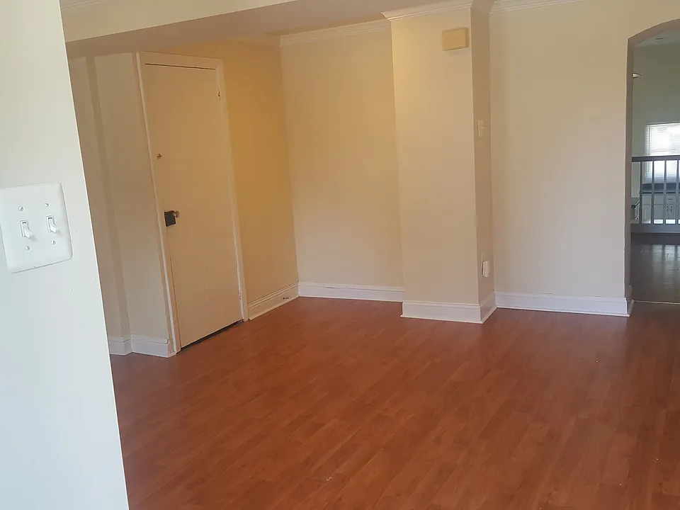 107 Pensdale St #1