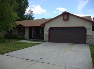 2351 E Grapewood Dr, Meridian, ID 83646