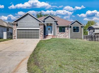 2019 S Cooper St, Wichita, KS 67207